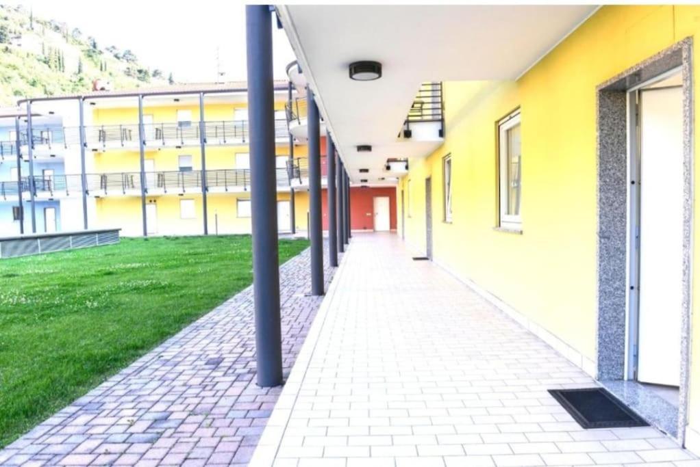 L&G Apartament Torbole Sul Garda Eksteriør bilde
